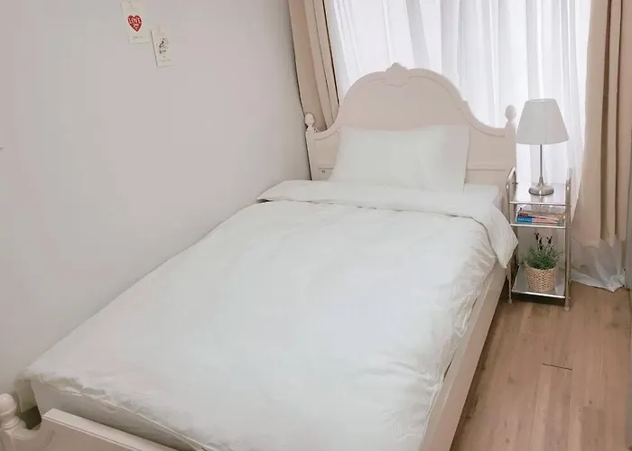 Apartment Allday In Hongdae *